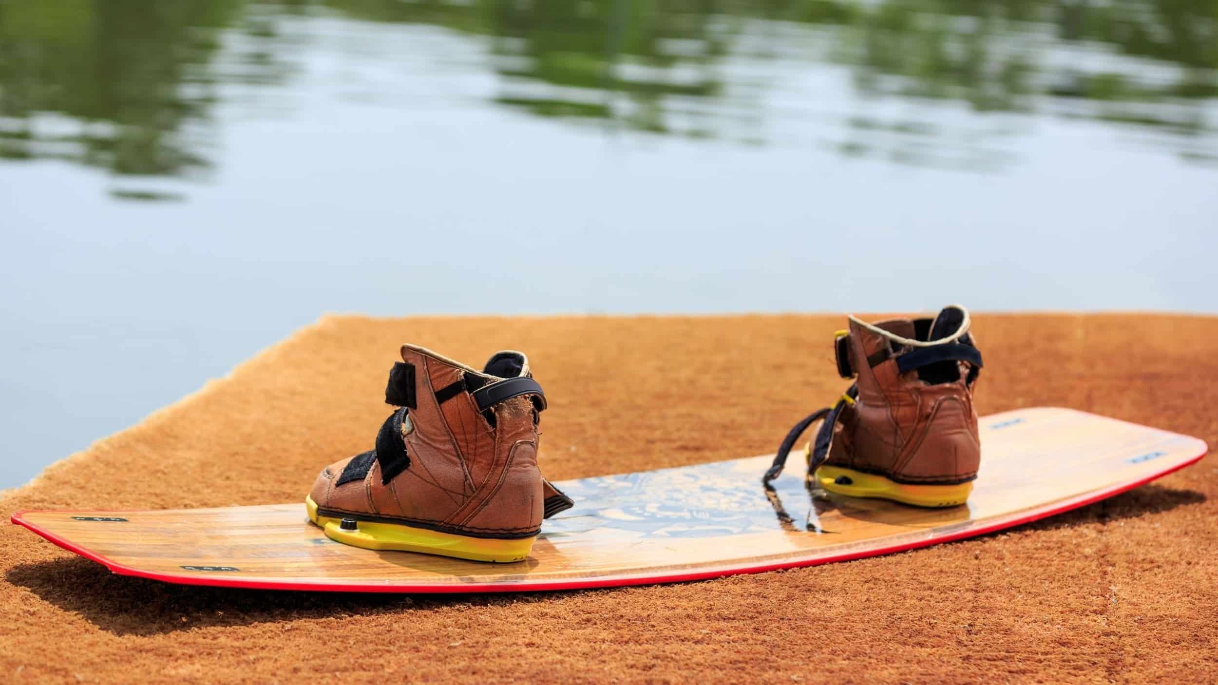 what are wakeboard bindings